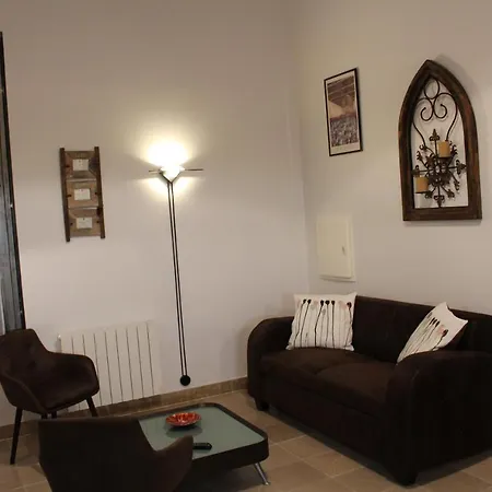 Ma Maison Beaune (Cote d'Or)